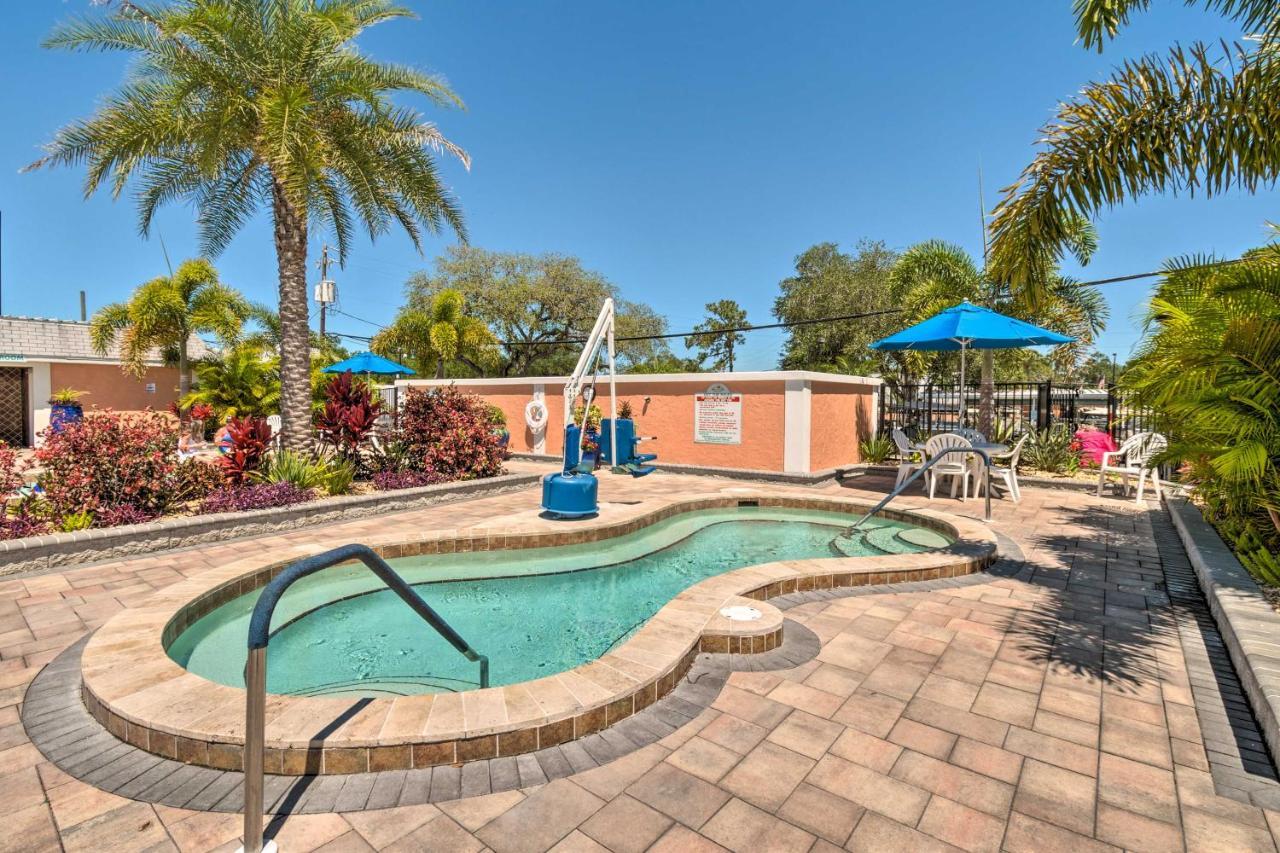 Bright Home Pool Access And Screened-In Porch! The Meadows Exterior foto